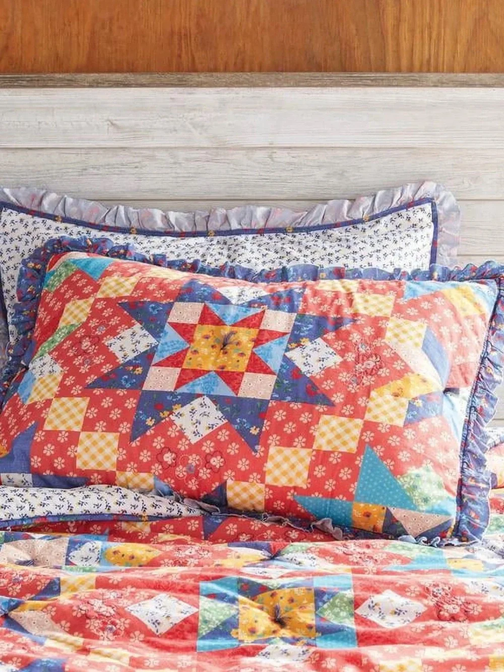 The Pioneer Woman Multi-Color Starlight Patchwork 2-Piece Cotton King Sham Set